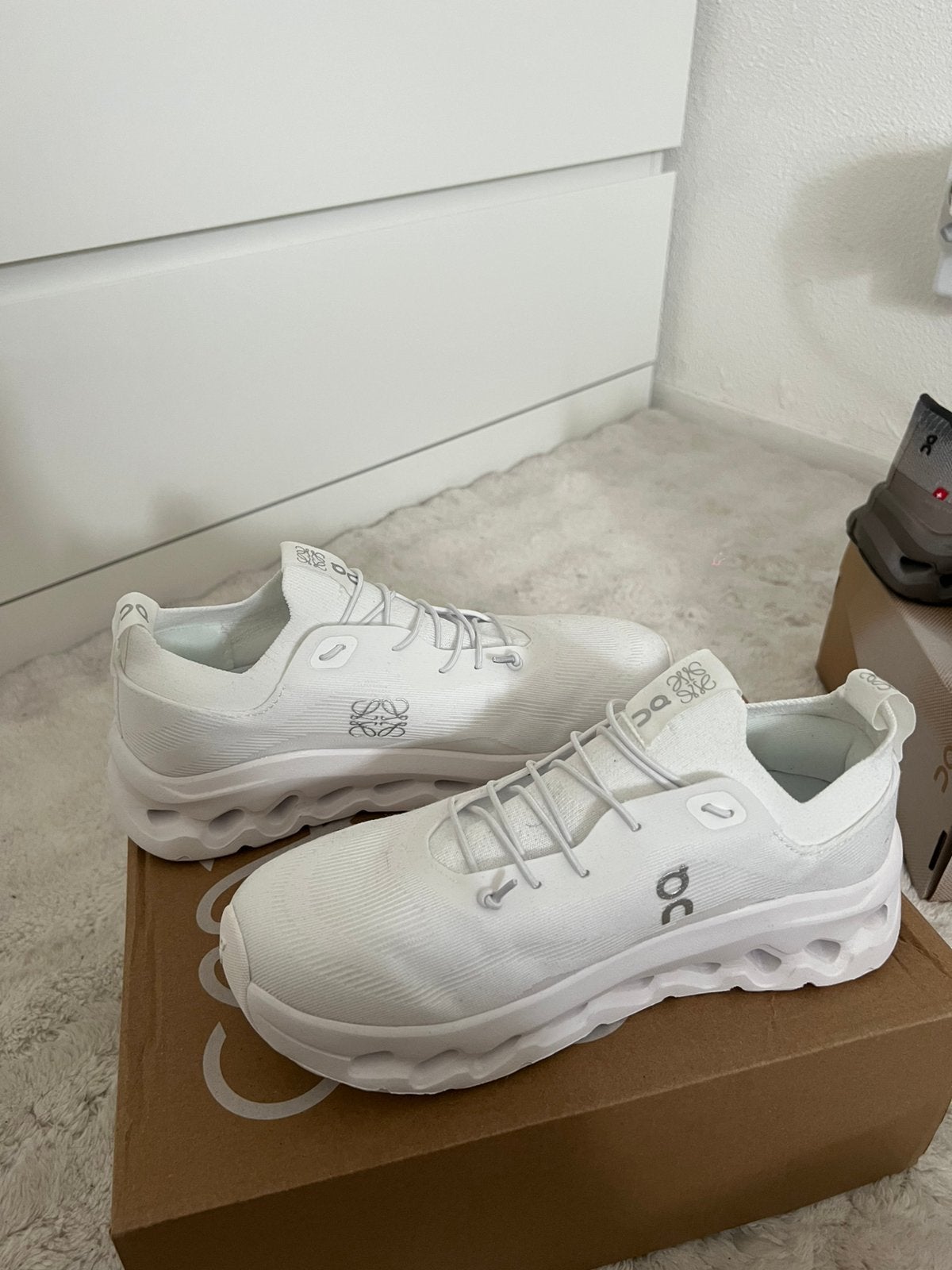 Oncloud x loewe, Ophalen of Verzenden, Zo goed als nieuw