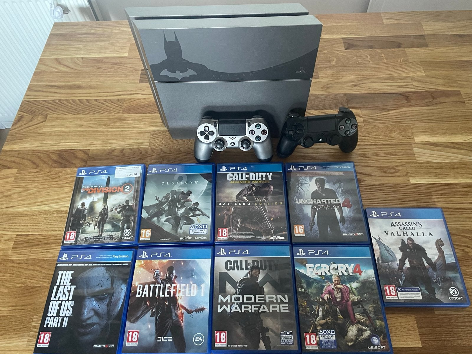 PS4 Batman Limited Edition + 2 controllers + 9 games, Gebruikt, 2 spelers, Eén computer, Vanaf 12 jaar