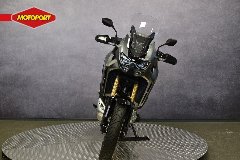 Honda CRF 1100 ADVENTURE SPORTS (bj 2025), Motoren, Motoren | Honda, Honda Motor Europe, Bedrijf, Crystal Bldng B-Unit B11.2 Rivium Blv200
2909 LK  Capelle aan den IJsel, NL
