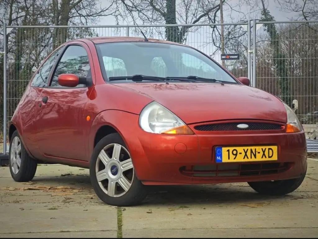 Ford Ka 1.3 I 51KW 2007 Rood - AIRCO/LEDER/NAP - GAAT ZO MEE, Voorwielaandrijving, 1299 cc, 15 km/l, 31 €/maand