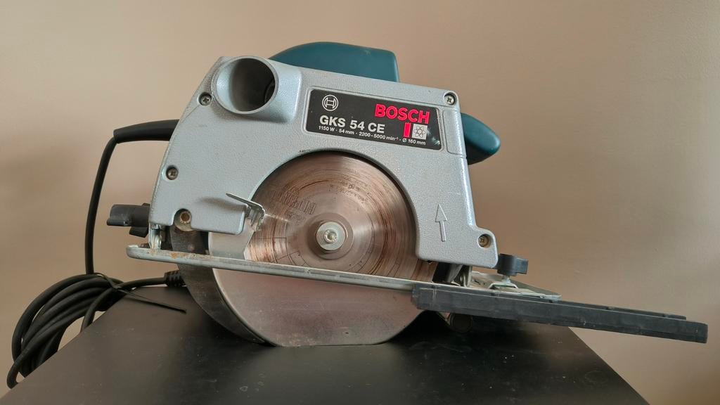 Bosch blauw Professional cirkelzaag., Cirkelzaag, 600 tot 1200 watt, Ophalen of Verzenden, Zo goed als nieuw