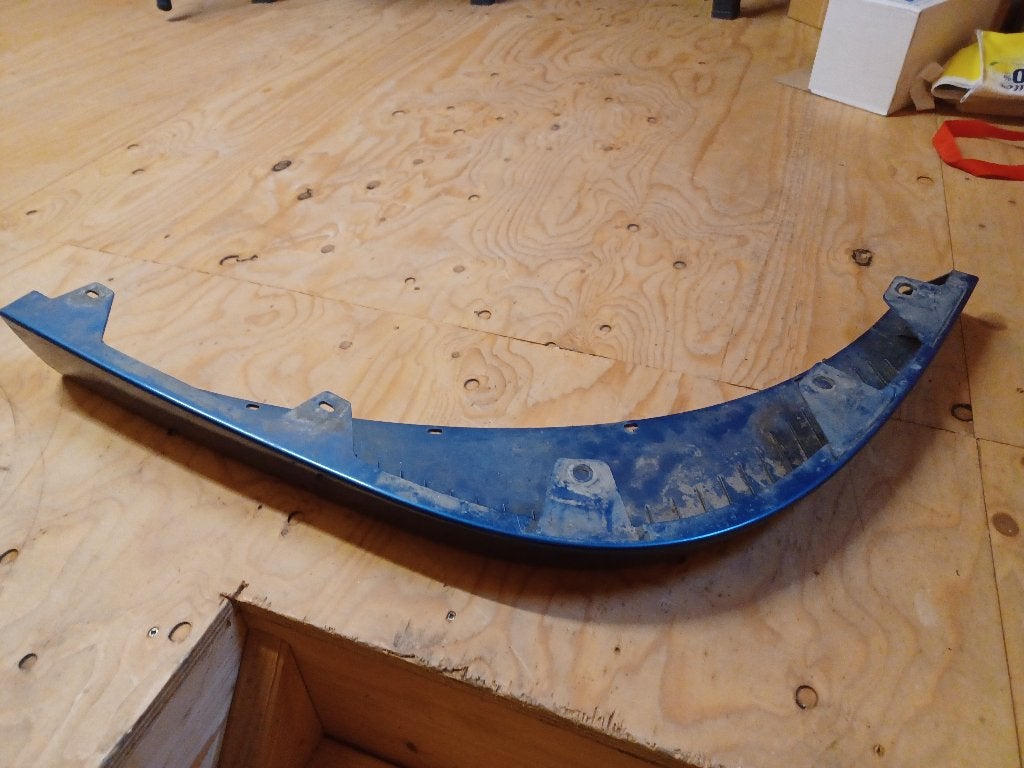 Volvo FH4 onderspoiler, Ophalen of Verzenden, Gebruikt, Volvo, Carrosserie en Plaatwerk