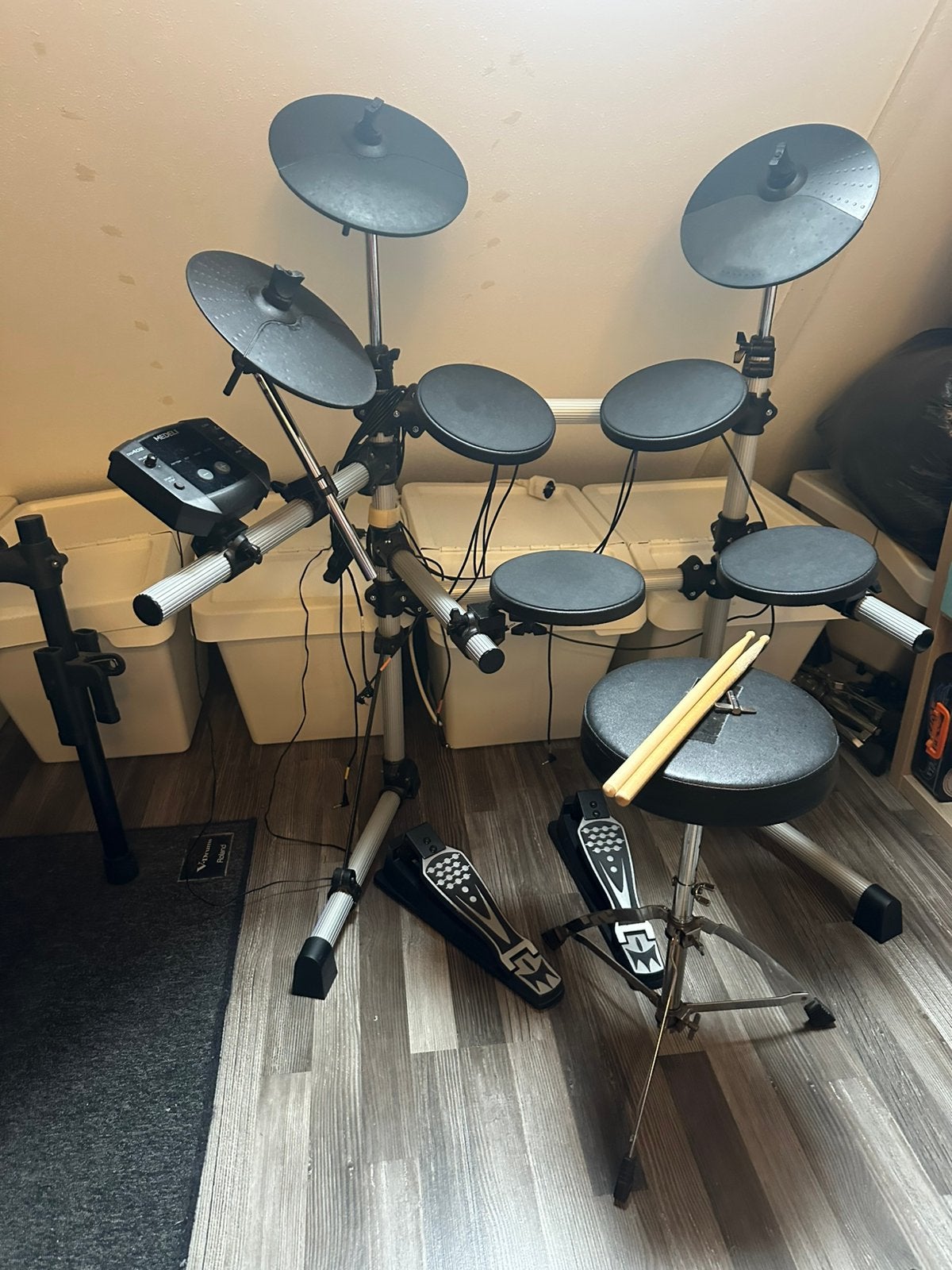 Medeli DD402 Elektronisch drumstel + drumkruk, Ophalen, Zo goed als nieuw, Trommel