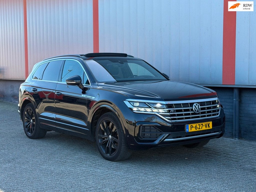 Volkswagen Touareg 3.0 TDI R-Line BLACK, Automaat, Automatische klimaatregeling, 15 km/l, Gebruikt