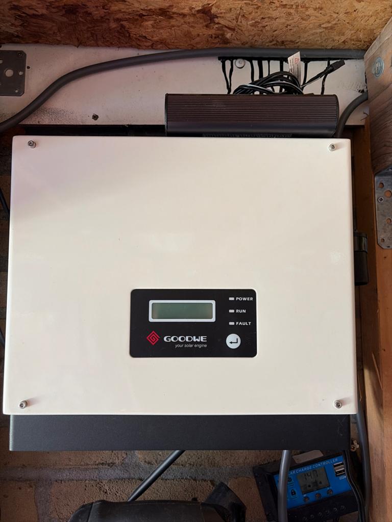 Gebruikte Goodwe GW1000-NS omvormer - 1kW, Ophalen, Gebruikt
