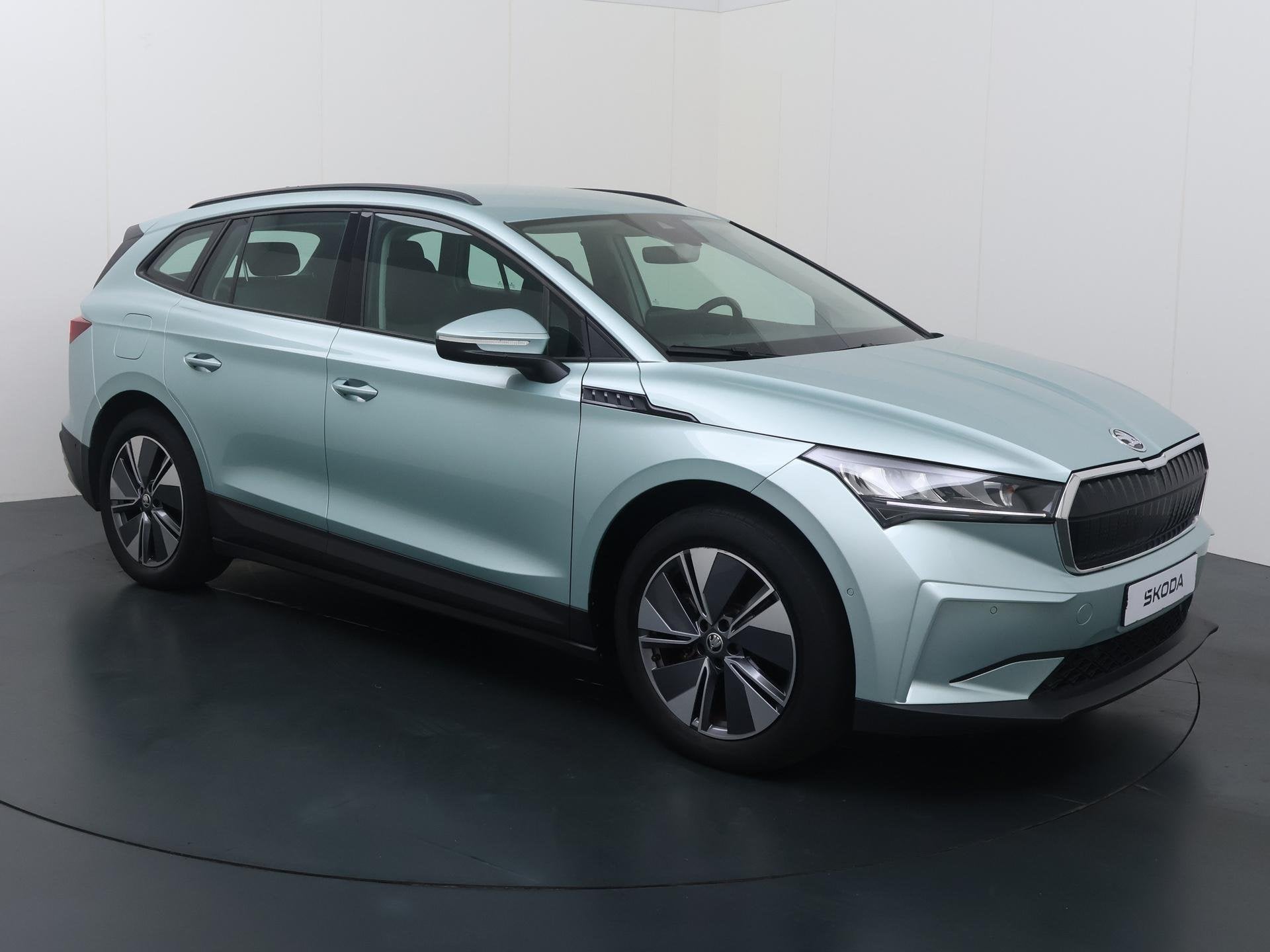 Skoda Enyaq iV 60 | 180 PK | SoH % | Achteruitrijcamera | Cr, Auto's, Achterwielaandrijving, Gebruikt, Leder en Stof, Origineel Nederlands