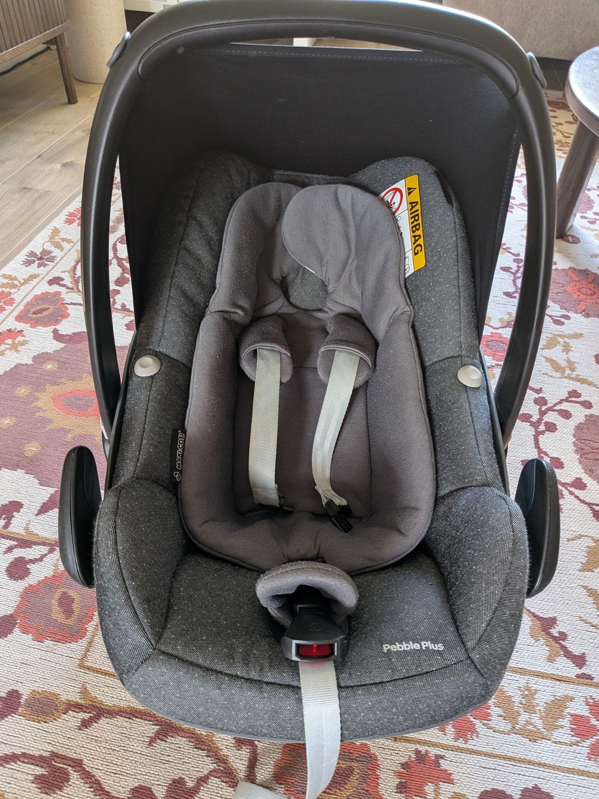 Maxi Cosi pebble plus incl. Isofix en newborn inlegger, Ophalen, Zo goed als nieuw, Isofix, 0 t/m 13 kg