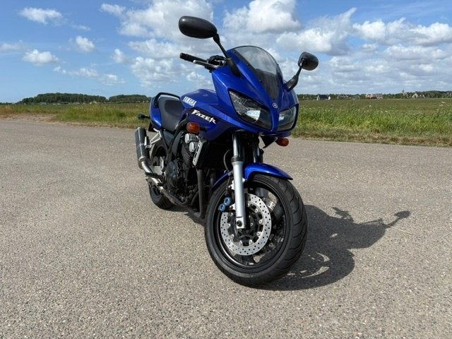Yamaha FZS 600 Fazer, in zéér goede staat van onderhoud!, Sportuitlaat, Occasion, 4 cilinders, Motorrijbewijs A