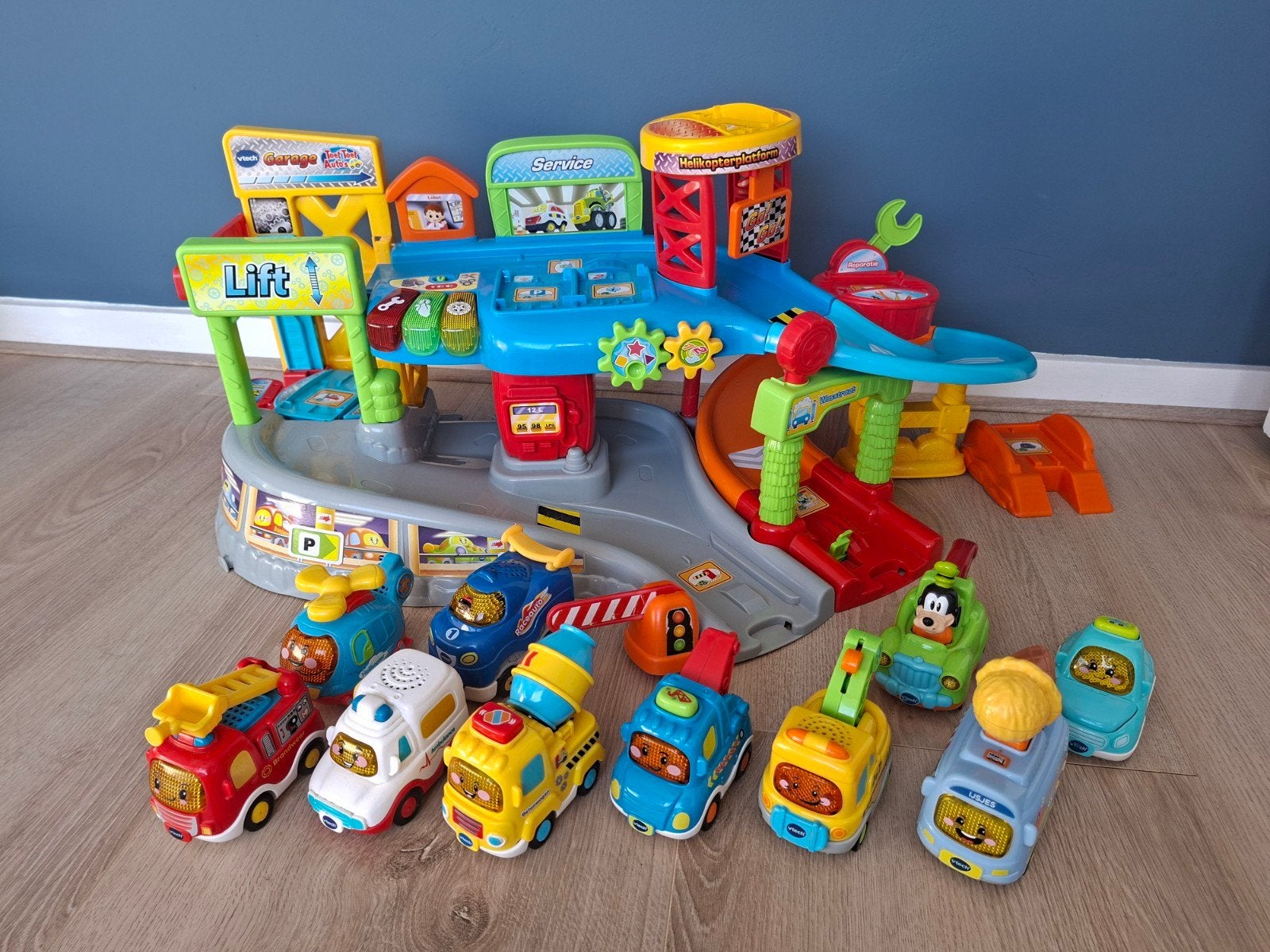 VTech Toet Toet Auto's Garage met 10 Voertuigen, Ophalen of Verzenden, Zo goed als nieuw