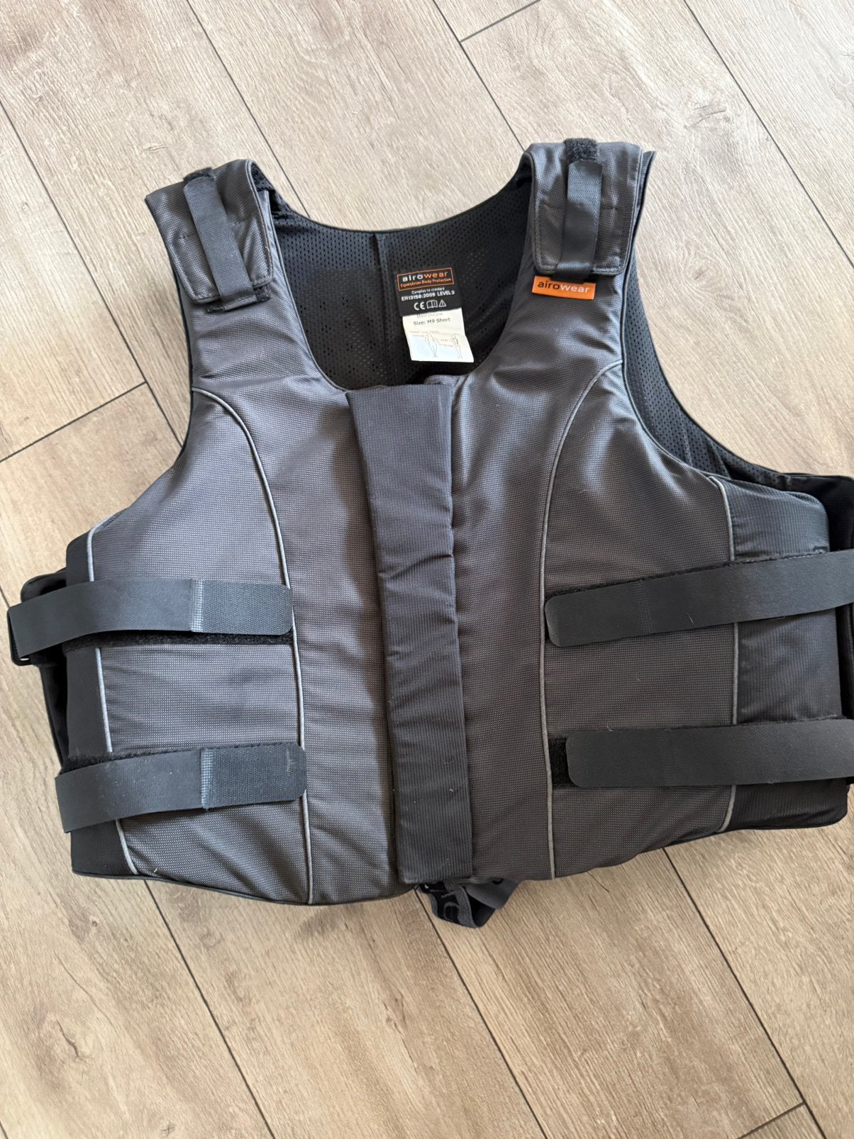Airowear bodyprotector, Ophalen, Zo goed als nieuw