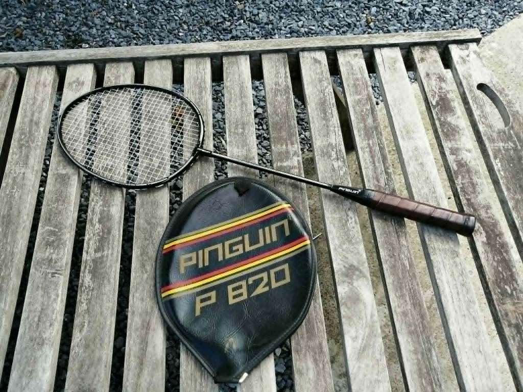 2 badminton rackets inclusief tas en shuttles, Ophalen, Zo goed als nieuw, Racket(s)