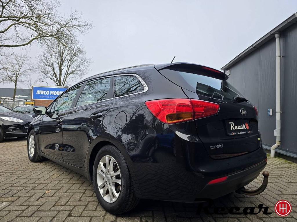 Kia cee'd Sportswagon - 1.6 GDI Business Pack/Camera/Pdc/Nav, Auto's, Kia, Euro 5, 135 pk, Gebruikt, 1591 cc