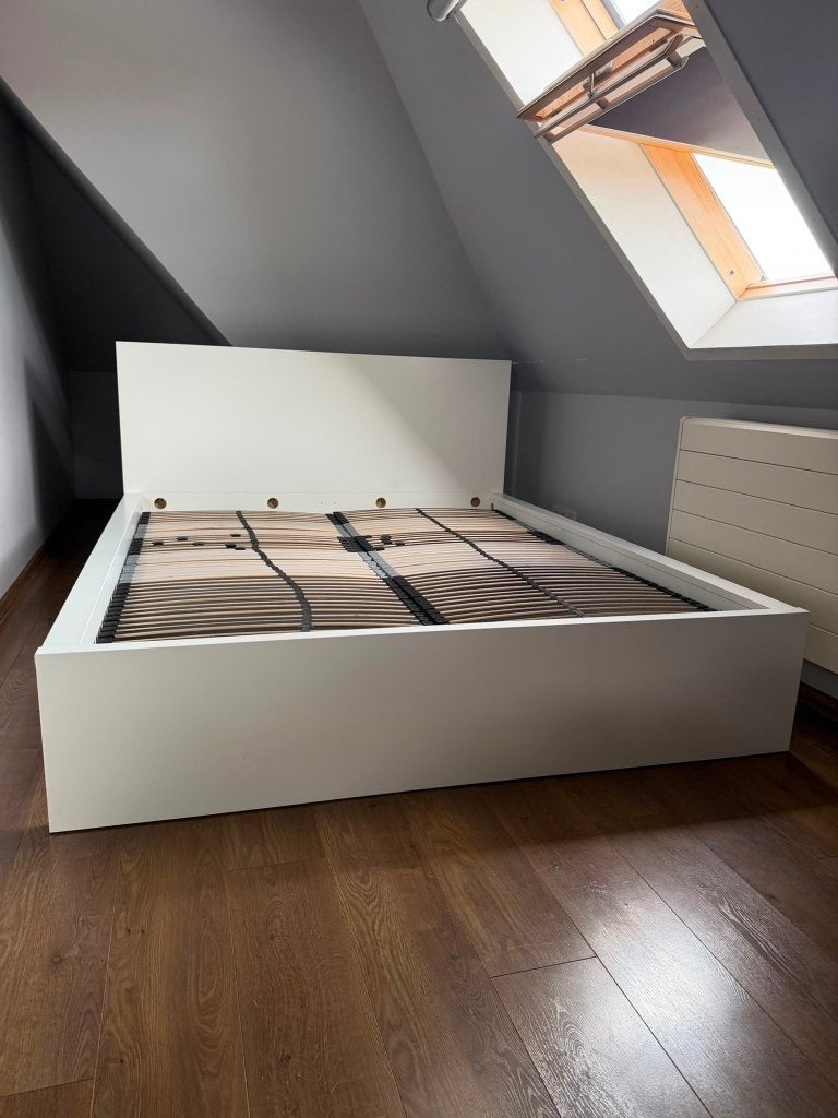Gratis: IKEA Malm Bedframe 160x200 incl Lattenbodems, Ophalen, Gebruikt, Wit, Tweepersoons