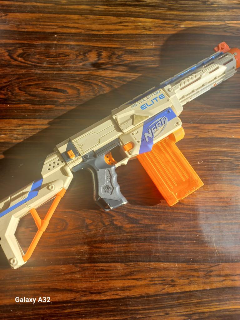 Nerf Retaliator Elite Blaster, Ophalen of Verzenden, Gebruikt, Jongen of Meisje