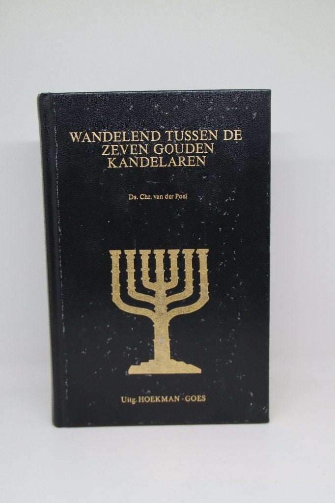 Wandelend tussen de zeven gouden kandelaren - Chr. vd Poel, Ophalen of Verzenden, Zo goed als nieuw