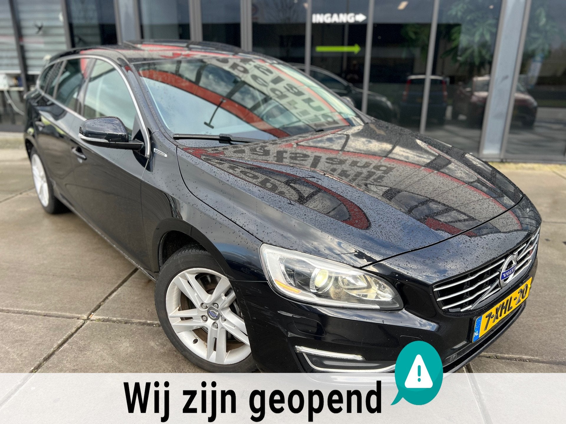 Volvo V60 2.4 D6 AWD Plug-In Hybrid Summum - Leder - Open Da, Auto's, Automaat, Zwart, Zwart, Vierwielaandrijving