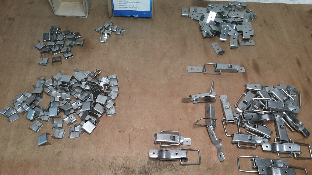 RVS staalband sluitingen L-clips buckles, Ophalen of Verzenden, Nieuw, Chroom