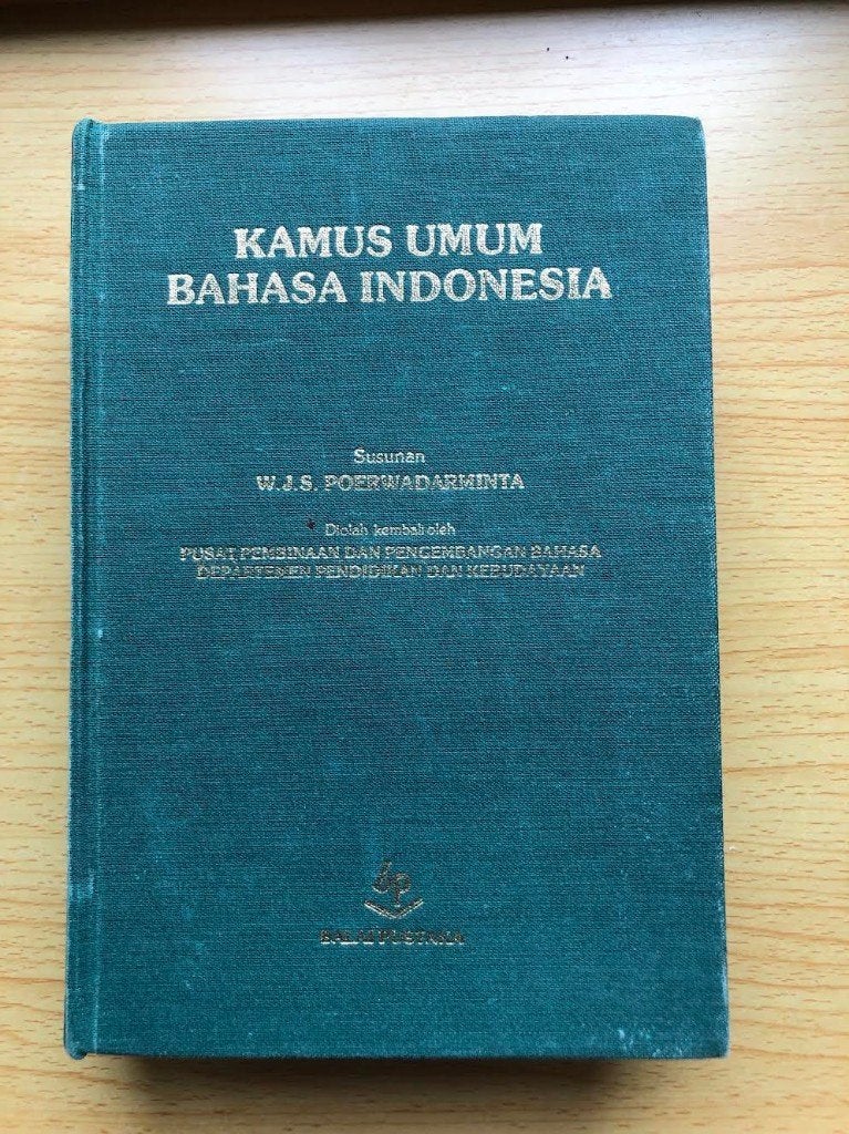 Verklarend Indonesisch woordenboek, Boeken, Ophalen of Verzenden, Gelezen, W.J.S. Poerwadarminta