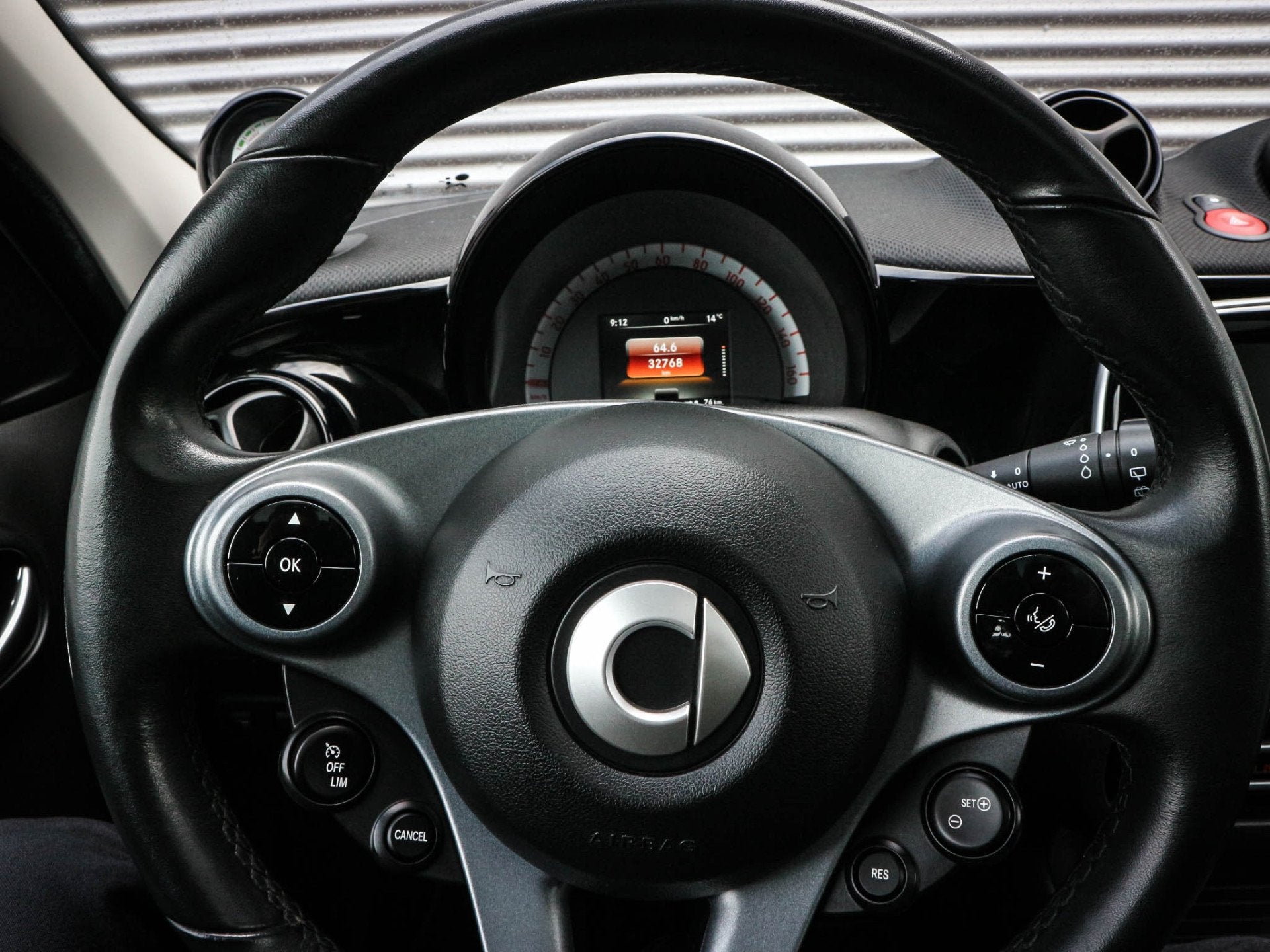 Smart Forfour EQ Comfort PLUS 18 kWh | Airco | Cruise | Pano, Auto's, Smart, Automaat, Achterwielaandrijving, 38 min, 43 €/maand