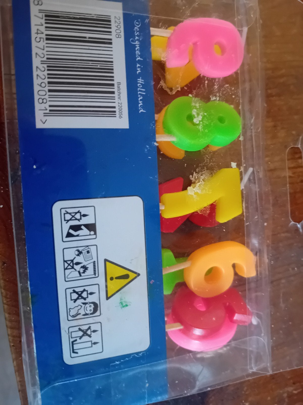 Verjaardags kaarsen, Ophalen, Versiering