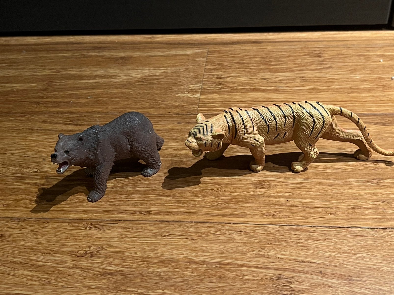 Dieren beeldjes, Ophalen of Verzenden, Zo goed als nieuw, Hond of Kat, Beeldje of Figuurtje