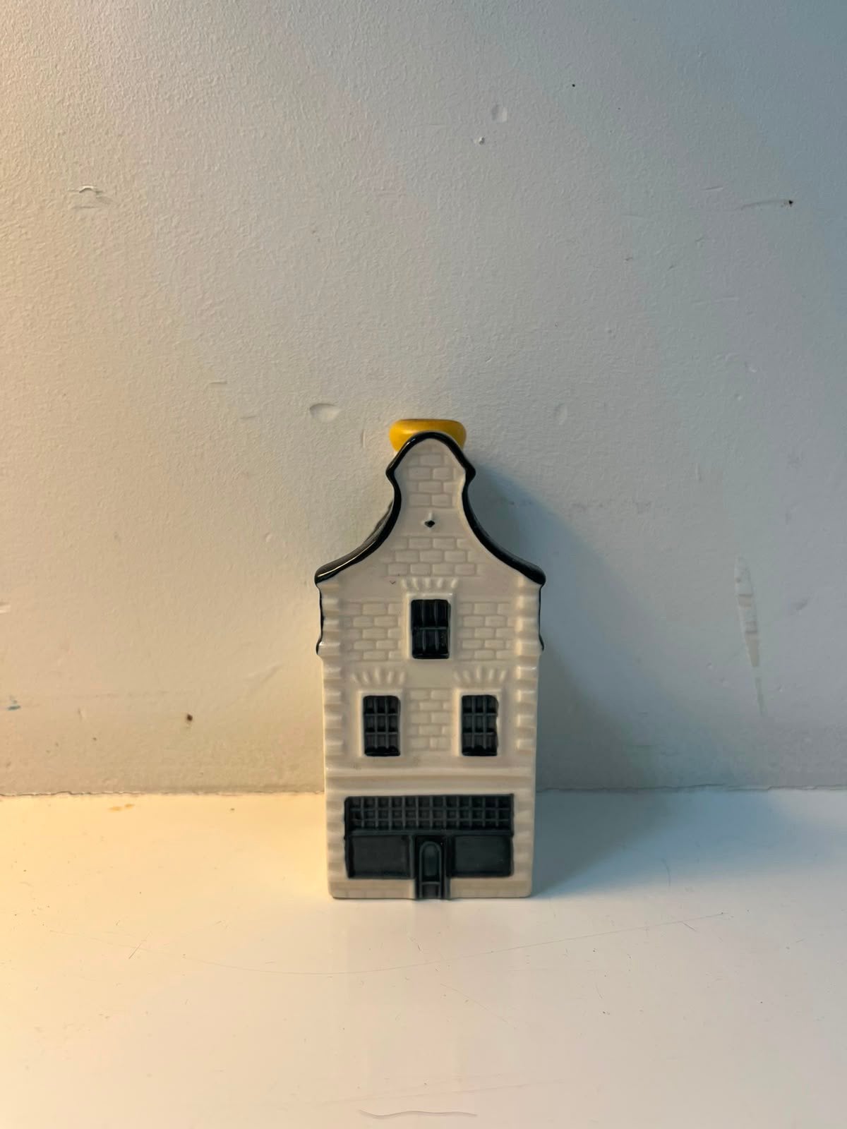 Klm huisje nummer 36, Verzenden, Zo goed als nieuw