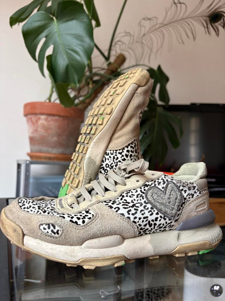 Dierenprint Satorisan Leaf Project sneakers maat 38, Ophalen, Gedragen, Beige, Sneakers of Gympen