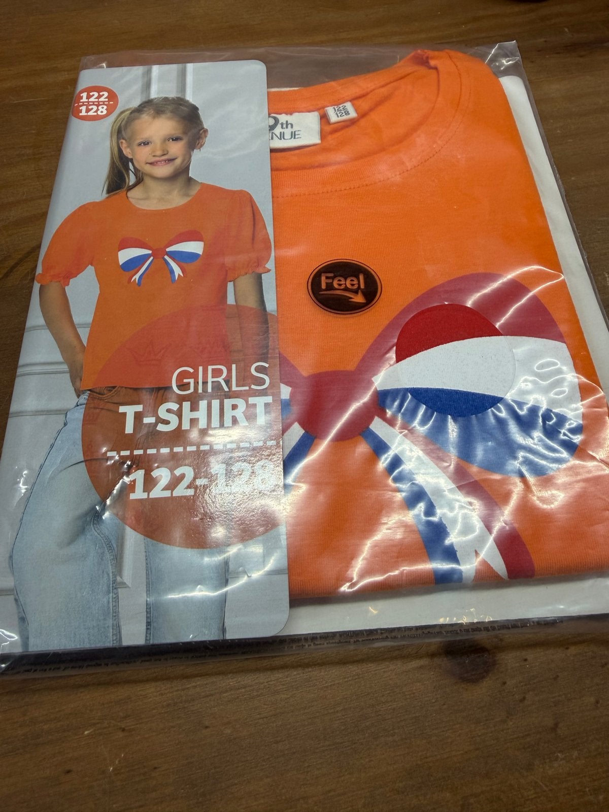 Oranje Meisjes T-shirt Maat 122-128, Kinderen en Baby's, Ophalen of Verzenden, Nieuw, Meisje, Shirt of Longsleeve