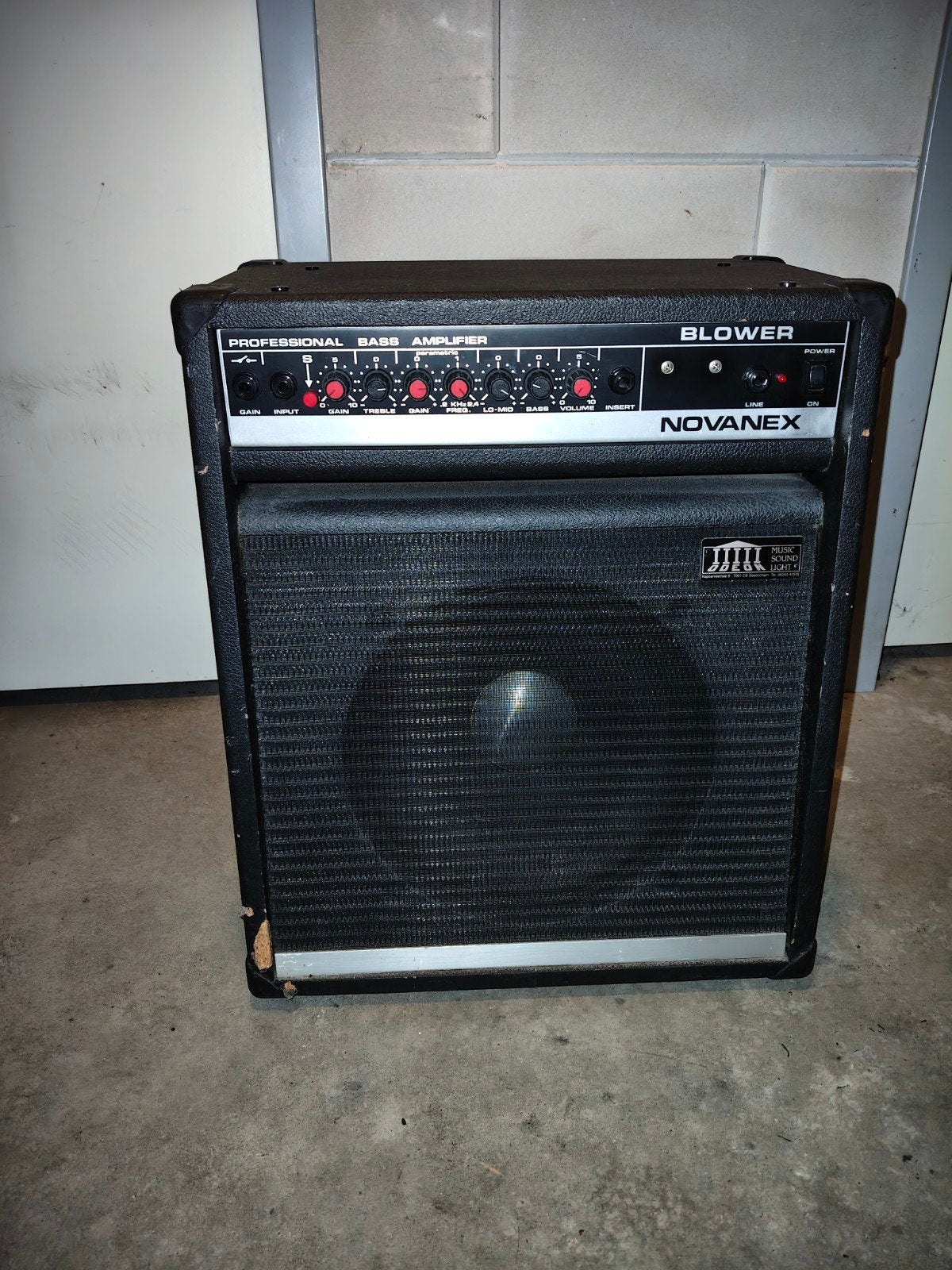 Novamex B100P Basversterker - Opknapper, Muziek en Instrumenten, Ophalen, Gebruikt, Basgitaar, 100 watt of meer