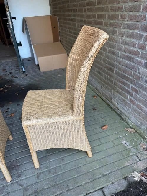 per stuk,6 lloyd loom stoelen incl dons kussen,zgan,PRIJS 25, Bruin, Riet of Rotan, Ophalen of Verzenden, Zo goed als nieuw
