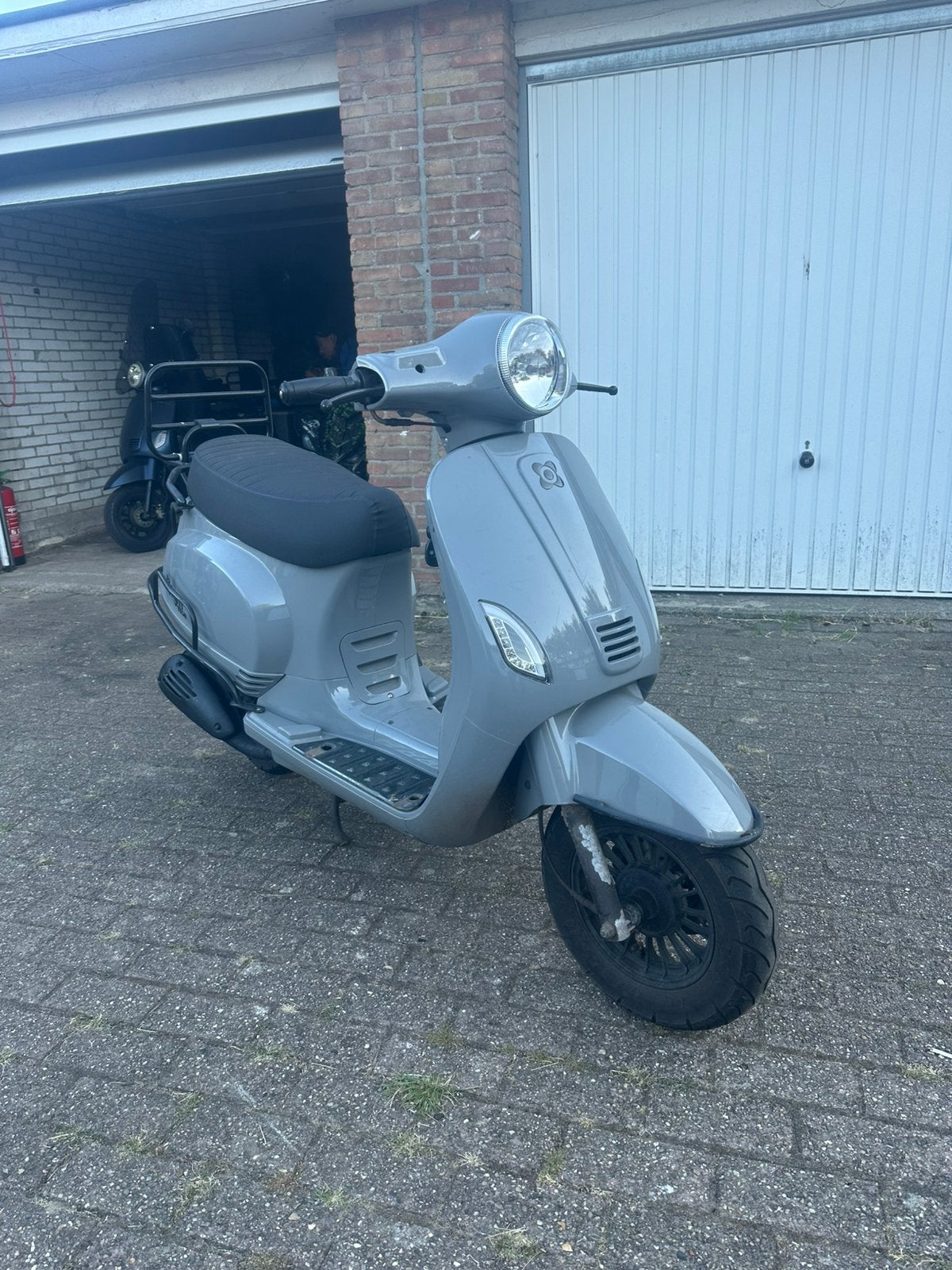 Scooter AGM VX50 Nardo Grey te koop, Ophalen, Gebruikt, Benzine, 50 cc