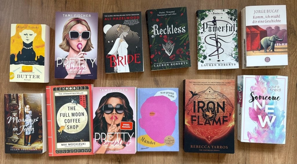 Boekencollectie (12 Boeken) - Romance & Fictie, Ophalen of Verzenden, Zo goed als nieuw