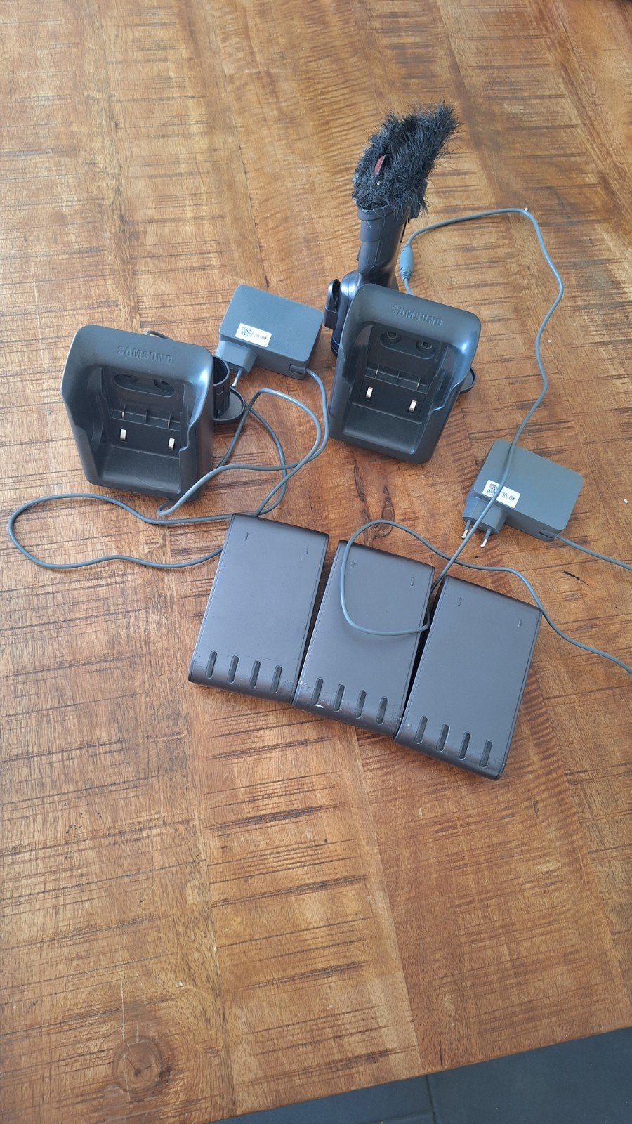 Samsung Jet stofzuiger accessoires: lader + accu's, Witgoed en Apparatuur, Stofzuigers, Ophalen of Verzenden, Gebruikt, Overige typen