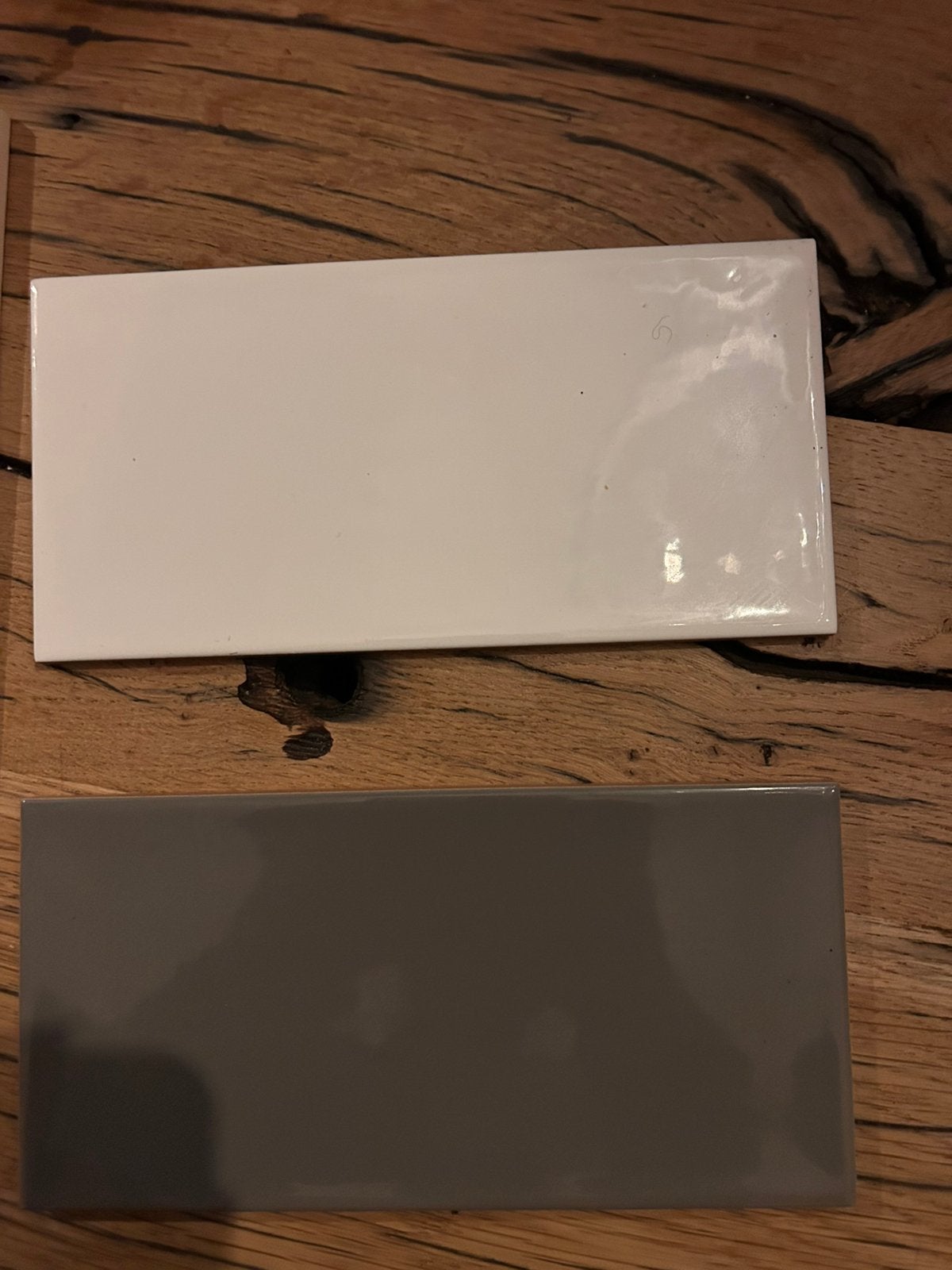 Handvorm wandtegel wit en grijs 10 x 20, Ophalen, Minder dan 20 cm, Zo goed als nieuw, Minder dan 5 m²
