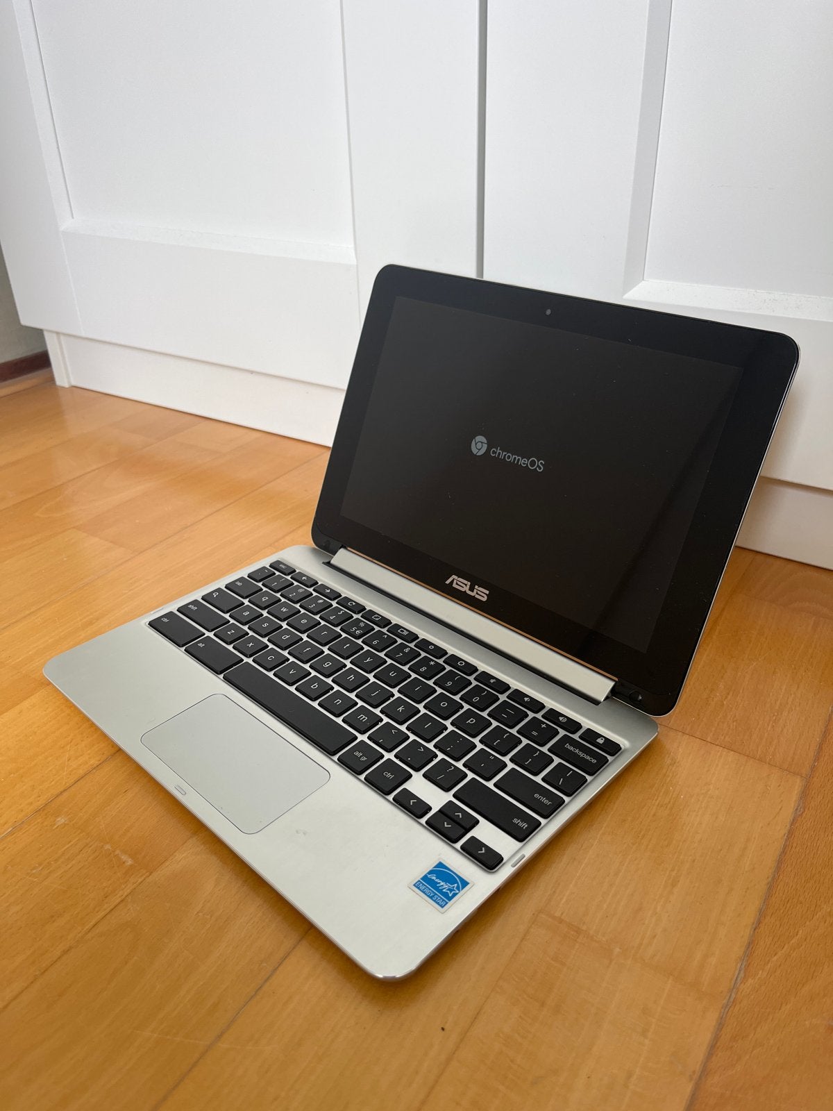 ASUS Chromebook Flip C101PA - 10.1 inch Touchscreen, Qwerty, Touchscreen, Ophalen of Verzenden, 32 GB of minder