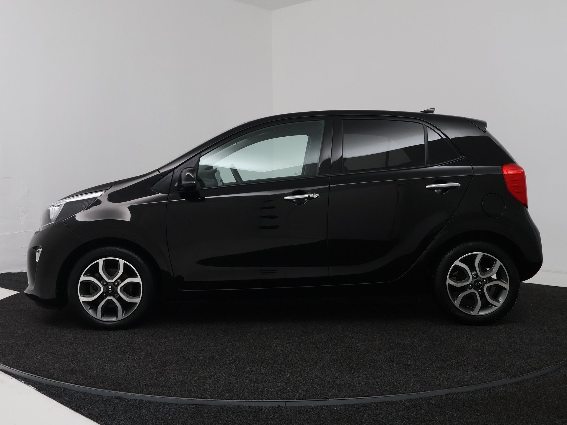 Kia Picanto 1.0 DPi DynamicPlusLine Navigatie | achteruitrij, Voorwielaandrijving, 12 maanden, Stof, Gebruikt