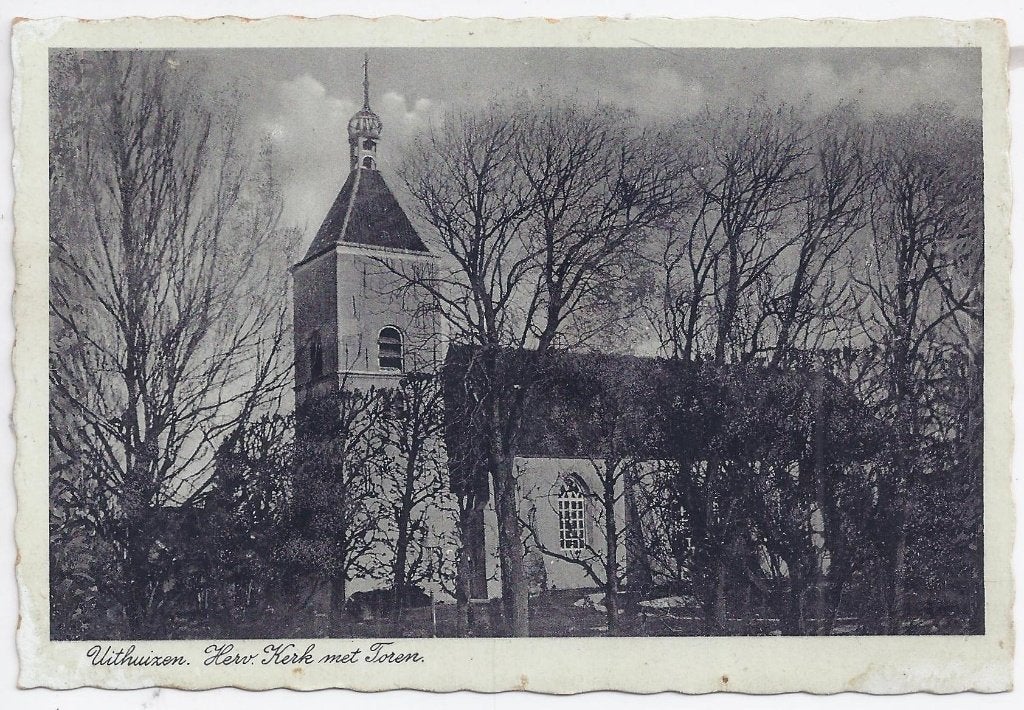 Uithuizen Hervormde Kerk Oude Ansichtkaart (A 1360 ) gelopen, Ophalen of Verzenden, 1920 tot 1940, Gelopen