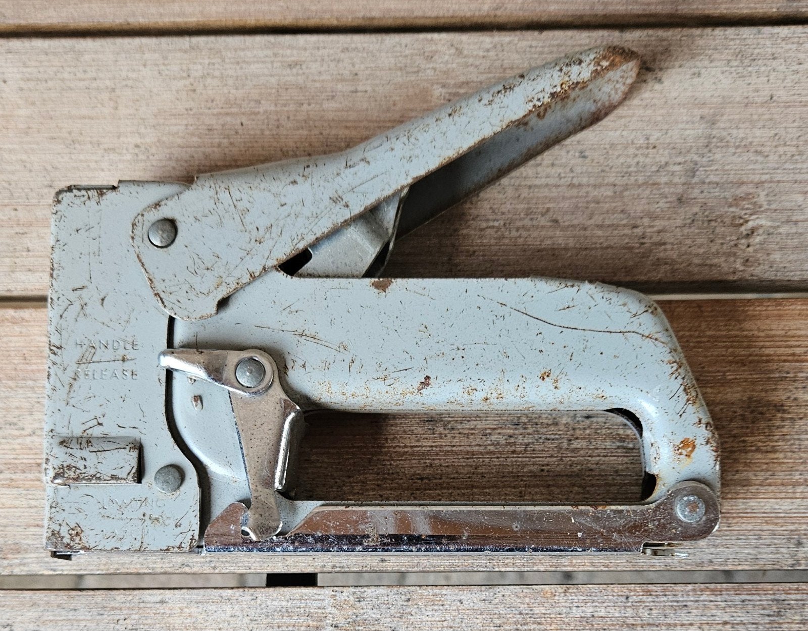 Nietmachine, Ophalen of Verzenden, Gebruikt, Boek