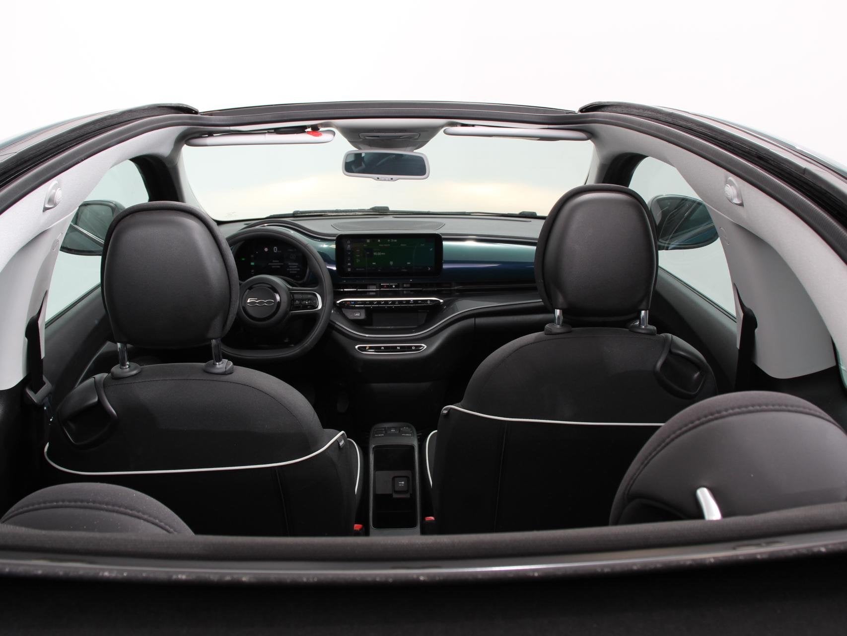Fiat 500e Berline 42 kWh Automaat Climate control Cruise con, Gebruikt, 118 pk, 25 min, Geïmporteerd