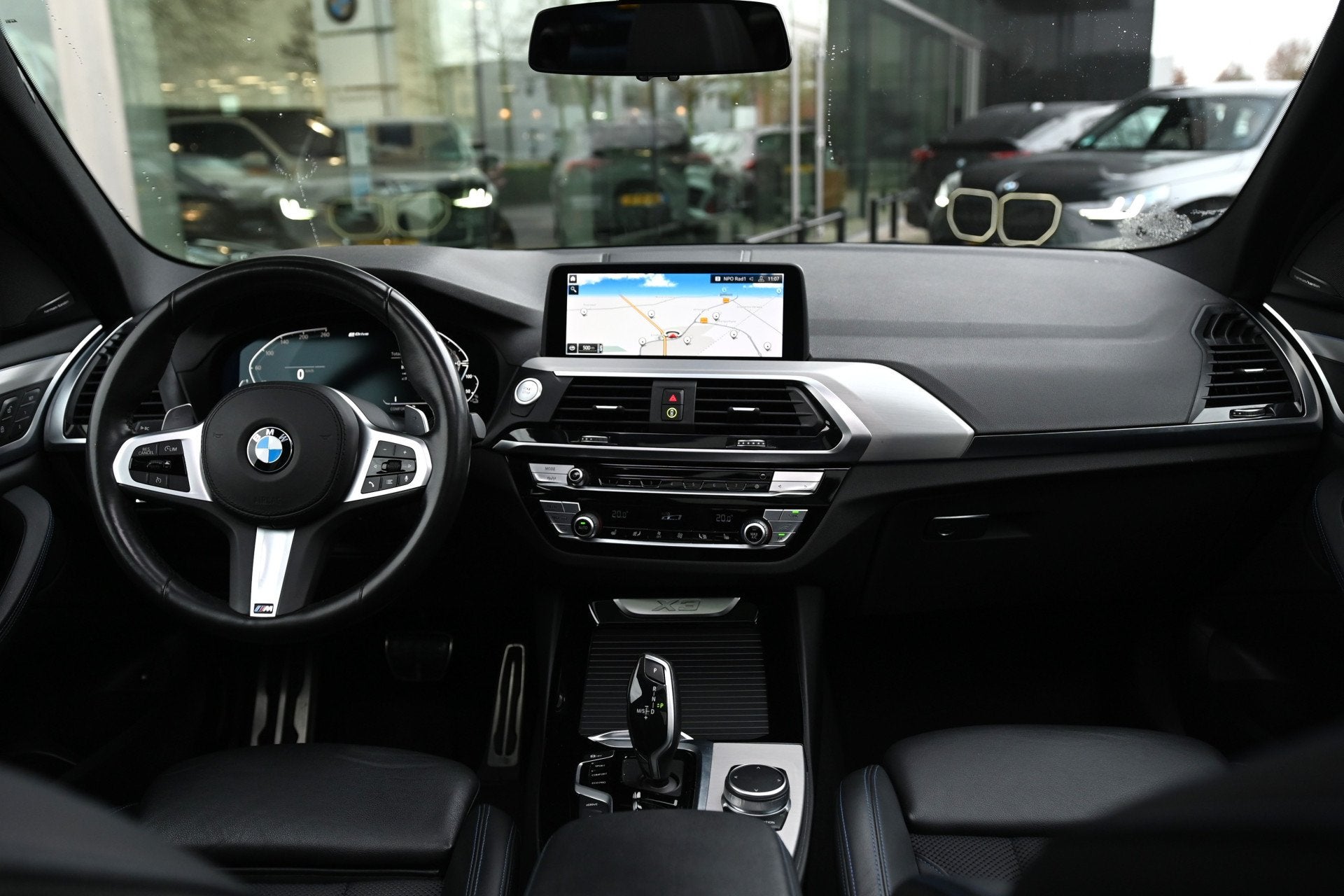 BMW X3 xDrive30e High Executive M Sport Automaat / Panoramad, Auto's, BMW, Gebruikt, Zwart, 4 cilinders, Blauw