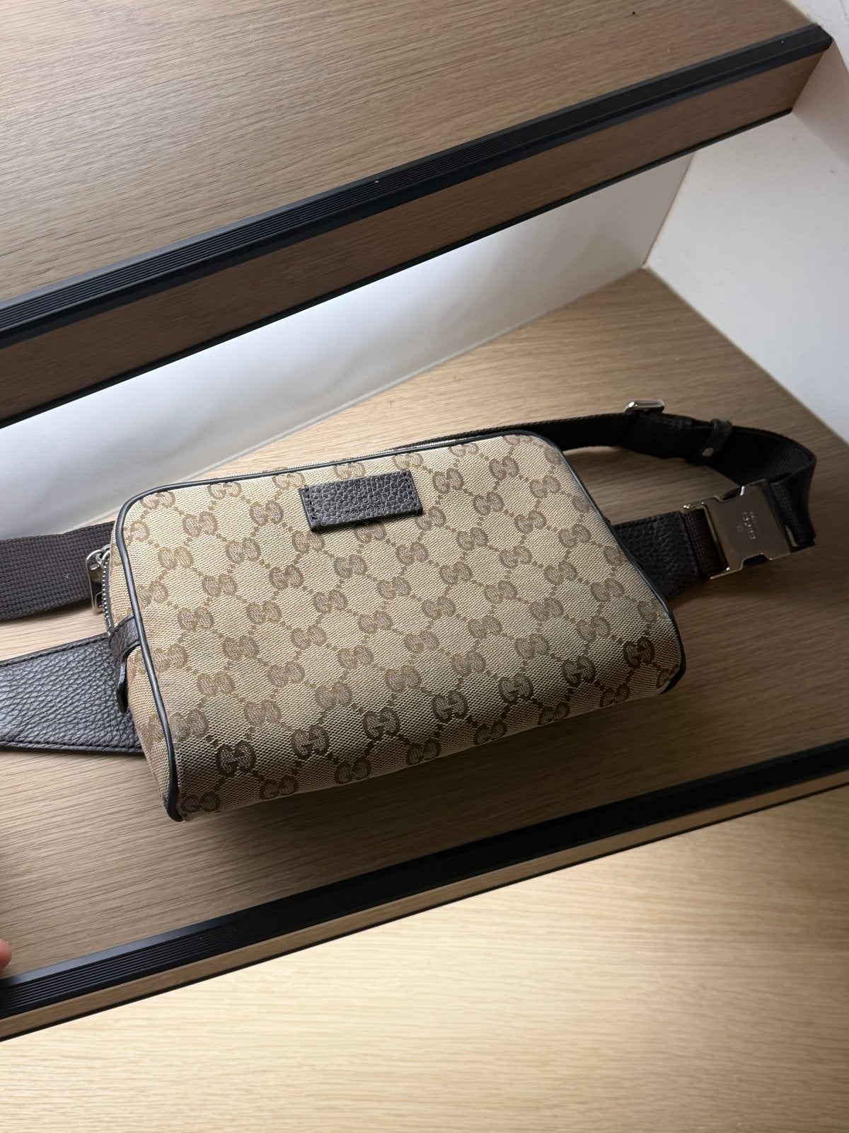 Gucci Heuptas - Stijlvol en Praktisch, Sieraden, Tassen en Uiterlijk, Verzenden, Zo goed als nieuw, Beige, Overige typen