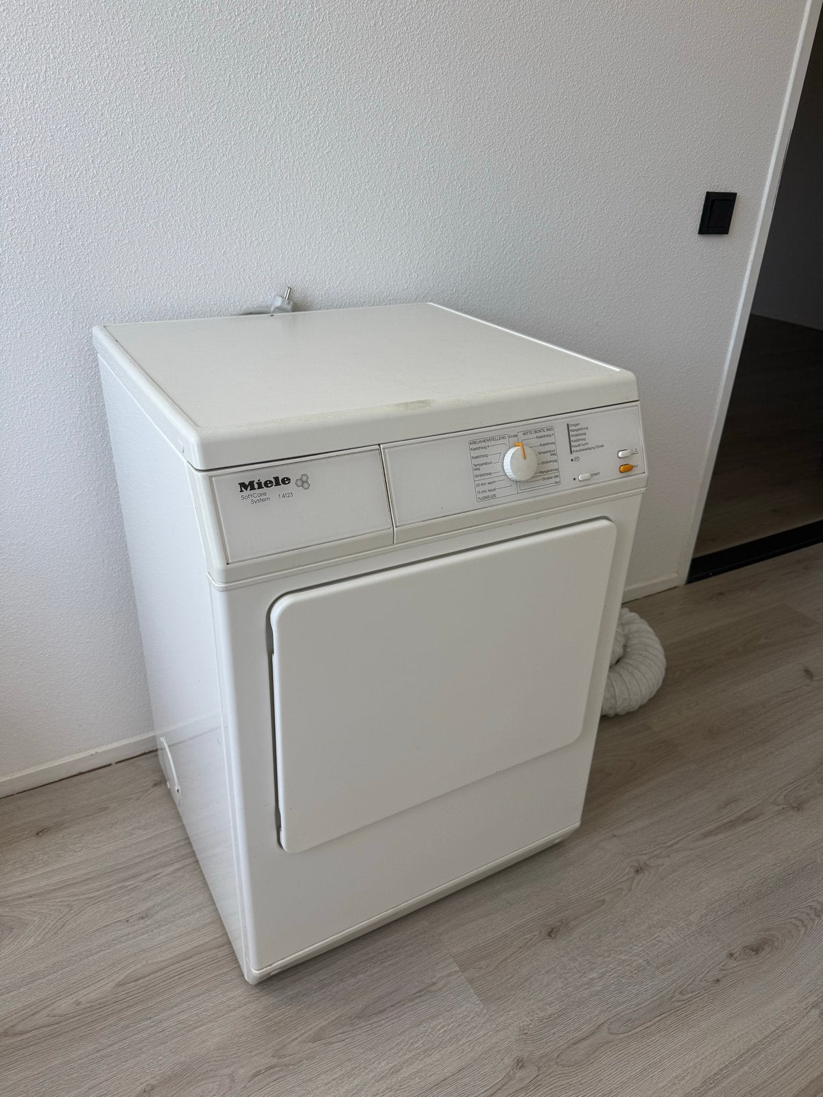 Miele Droger - Betrouwbaar en Efficiënt, Ophalen, 6 tot 8 kg, Gebruikt, Luchtafvoer