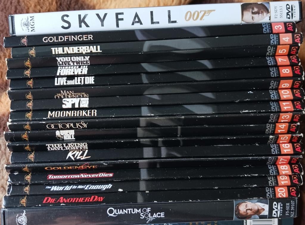 James Bond Collectie 18 Films, Vanaf 12 jaar, Ophalen of Verzenden, Zo goed als nieuw, Actie en Avontuur
