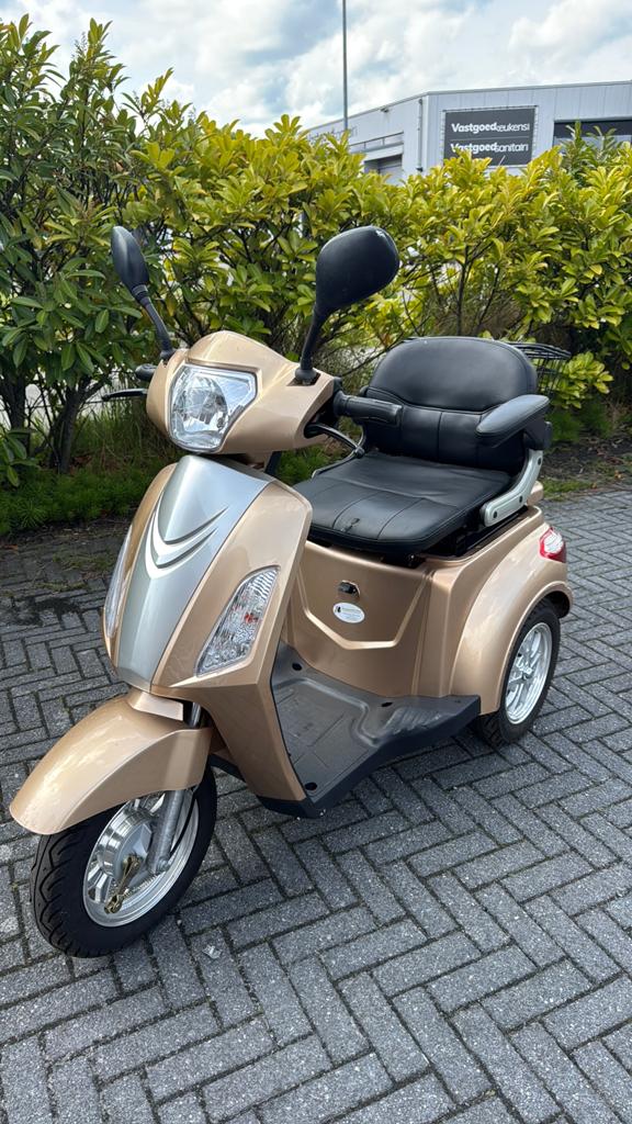 Scootmobiel 3 wiel, Diversen, Brommobielen en Scootmobielen, Overige merken, Ophalen of Verzenden, Zo goed als nieuw, 16 km/u of meer