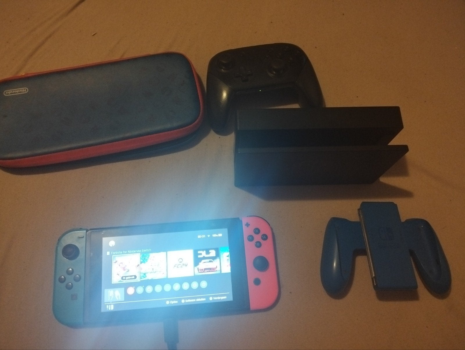 Nintendo switch oled met extras, Met games, Met 2 controllers, Ophalen of Verzenden, Zo goed als nieuw