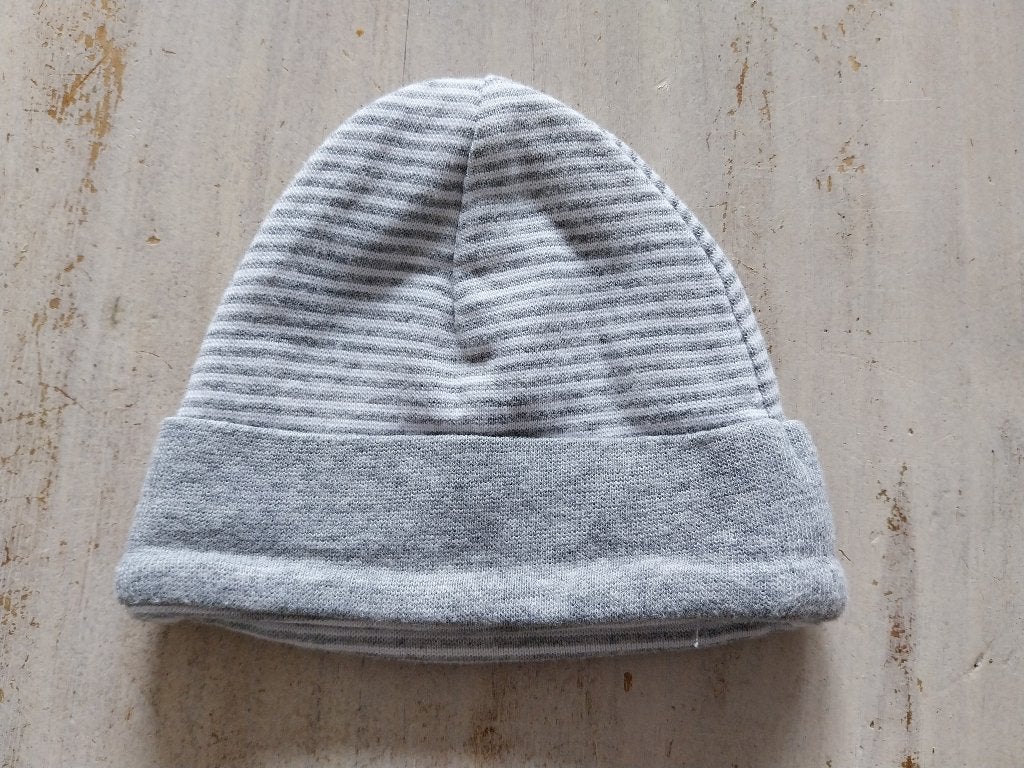 Isi mini baby muts grijs wit maat 44-48 newborn, Isi, Maat 50, Jongetje of Meisje, Nieuw