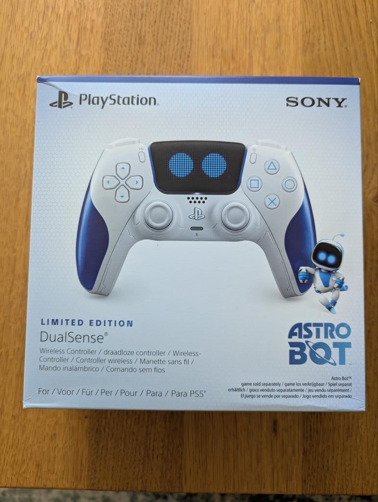 Limited Edition DualSense Wireless Controller Astro Bot, Ophalen, PlayStation 5, Nieuw, Controller
