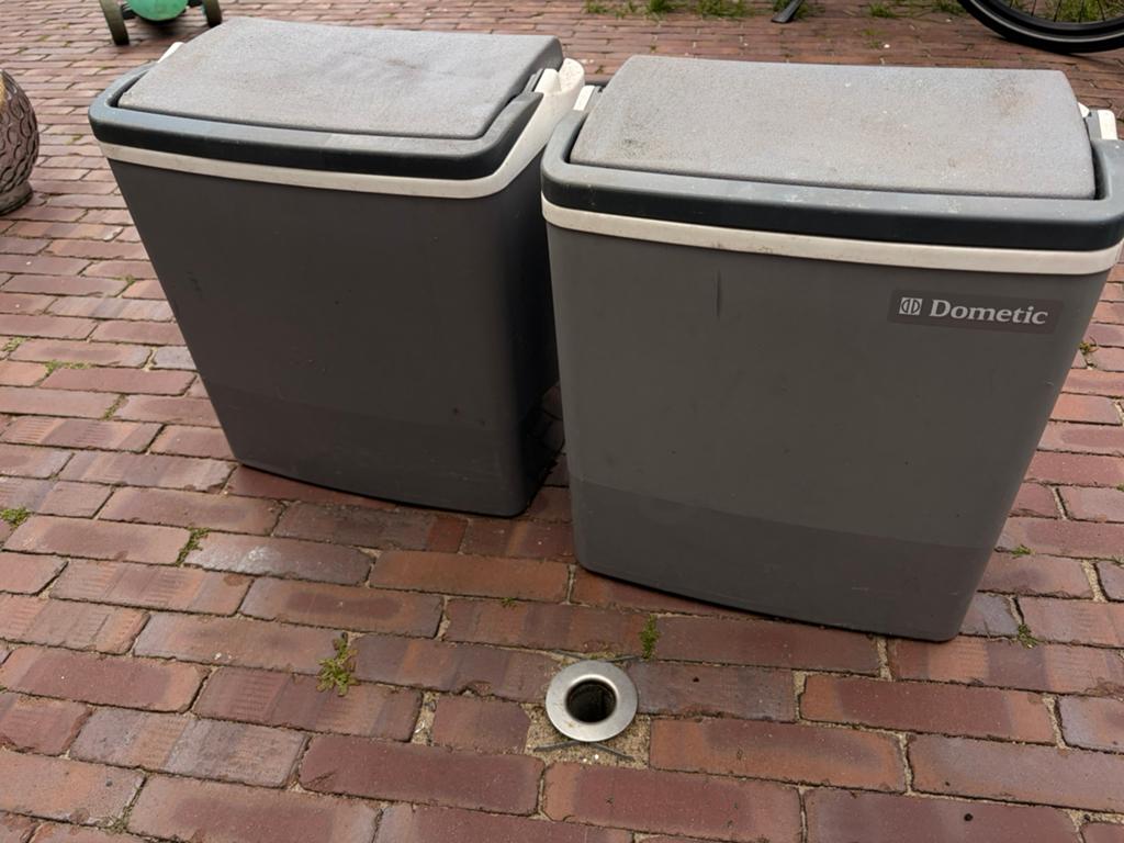 2 koelboxen dometic, Caravans en Kamperen, Koelboxen, Ophalen, Elektrisch