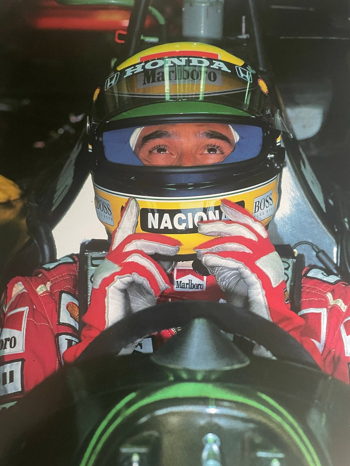 Ayrton Senna in actie - Formule 1 legende foto, Ophalen of Verzenden, Nieuw, Formule 1