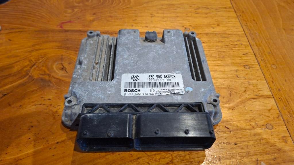 ECU 1.6 FSI VW - Bosch 0 261 S02 042, Ophalen of Verzenden, Volkswagen